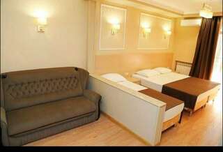 Гостиница У Заполярья Сочи Семейный номер-студия-3