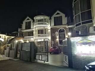 Гостиница У Заполярья Сочи-1